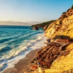 Plaża i wybrzeże — wakacje w Saranda Albania