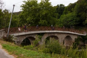 Plaża i wybrzeże — wakacje w Stary Most na rzece Ribnica Podgorica Czarnogóra