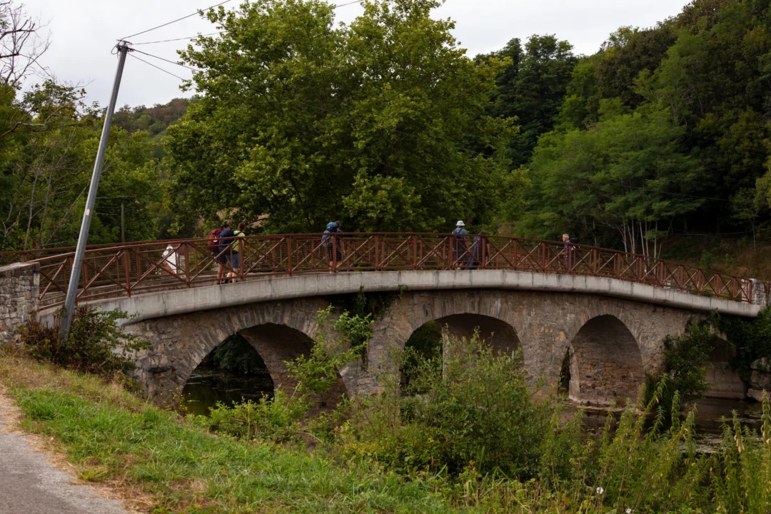 Stary Most na rzece Ribnica — przewodnik dla turystów
