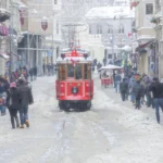 Plaża i wybrzeże — wakacje w Taksim i Istiklal Caddesi Istambuł Turcja
