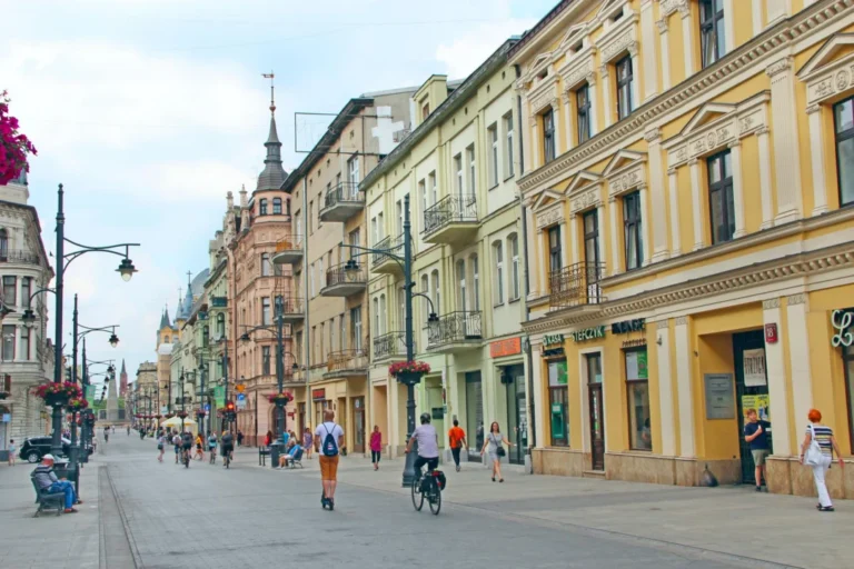 Plaża i wybrzeże — wakacje w Ulica Piotrkowska Łódź Polska