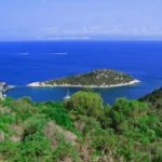 Plaża i wybrzeże — wakacje w Zatoka Mandraki Skiathos Grecja