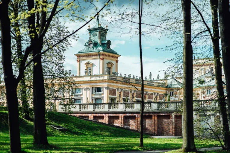 Plaża i wybrzeże — wakacje w Zespół pałacowo-parkowy w Kątach Wrocławskich Opolszczyzna Polska