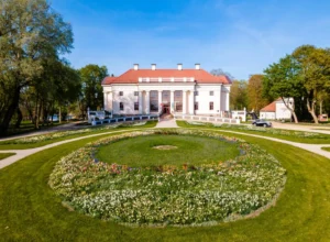 Plaża i wybrzeże — wakacje w Zespół pałacowo-parkowy w Ostromecku Kujawy i Żuławy Polska