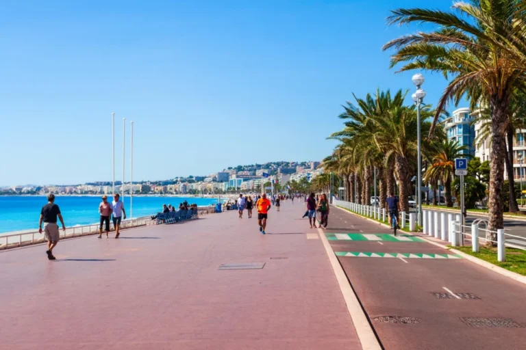 Plaża i wybrzeże — wakacje w Promenada Anglików Lazurowe Wybrzeże Francja